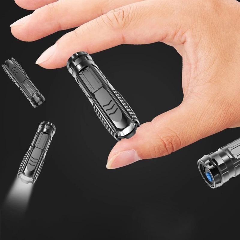 Handheld Taschenlampenlampe Tragbare Taschenlampen IPX7 Wasserdicht 3 Modi für Überleben Camping Angeln USB-Aufladung