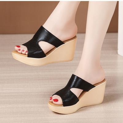 Fashion 2025 Hot Selling High Heels Comfortable and Beautiful Slippers Women Chunky Wedges Shoes Model 2025 Summer Platform