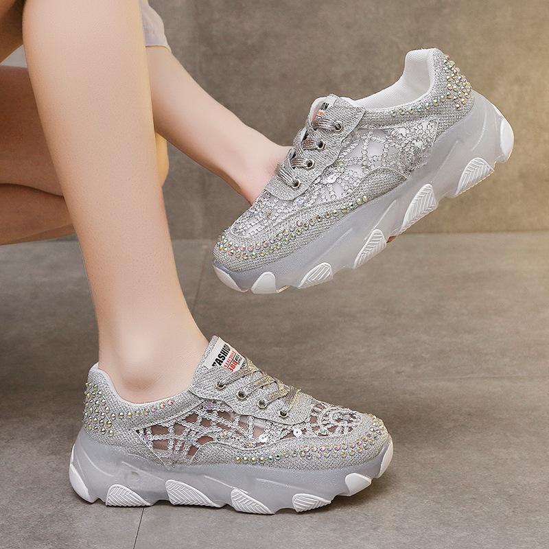 Beliebte atmungsaktive Strass-Dad-Schuhe für Damen 2025 Frühling neu Koreanische Version von Jelly Hochelastische Plateau-Sport- und Freizeitschuhe für Damen