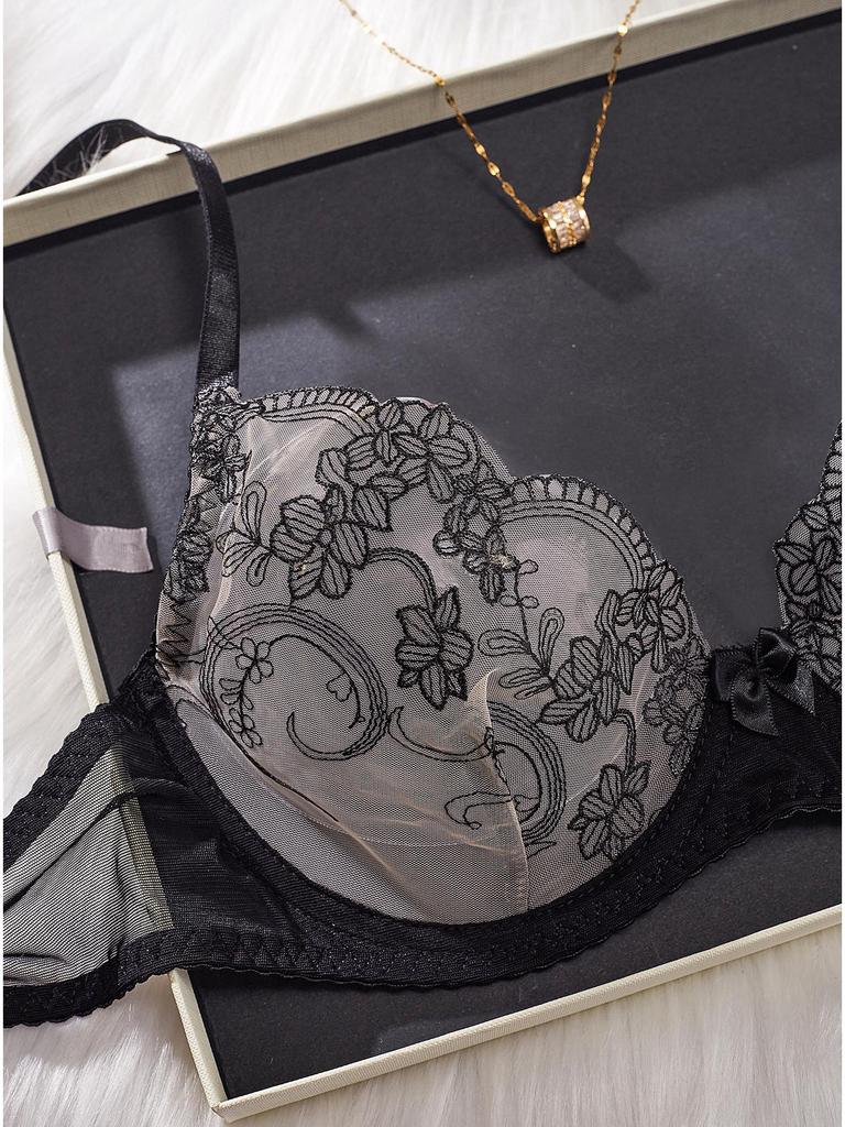 2024 Květinová výšivka Push-Up Průsvitná Lingerie Set