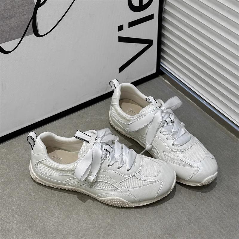 Women's 2024 Summer Mesh Breathable White Casual Sneakers - Forrest Gump Style.