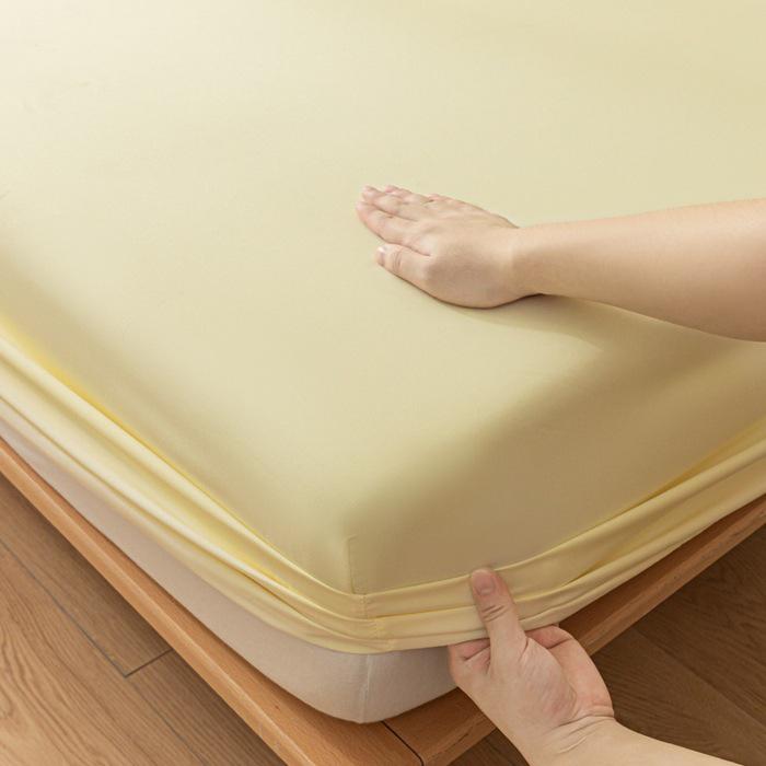 Solid Color Flannel Fitted Mattress Protector - Dustproof Summer Bed Cover