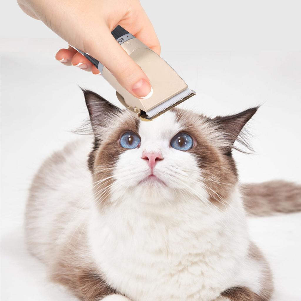 Pet Grooming Kit Low Noise Rechargeable Professional Dogs Cats Electric Hair Trimmers With Nail Clip