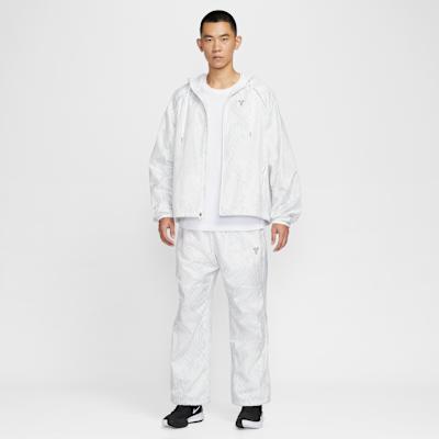 Nike Jackets Men's White Hooded Non Detachable Moderate
