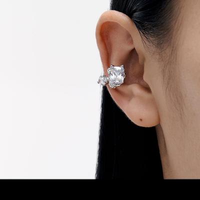 2022 neue Kupfer Überzogene Platin asymmetrische quaste Earbone Clip zirkon Ohrringe für frauen Mode Schmuck (5 Stück kostenloser Versand)