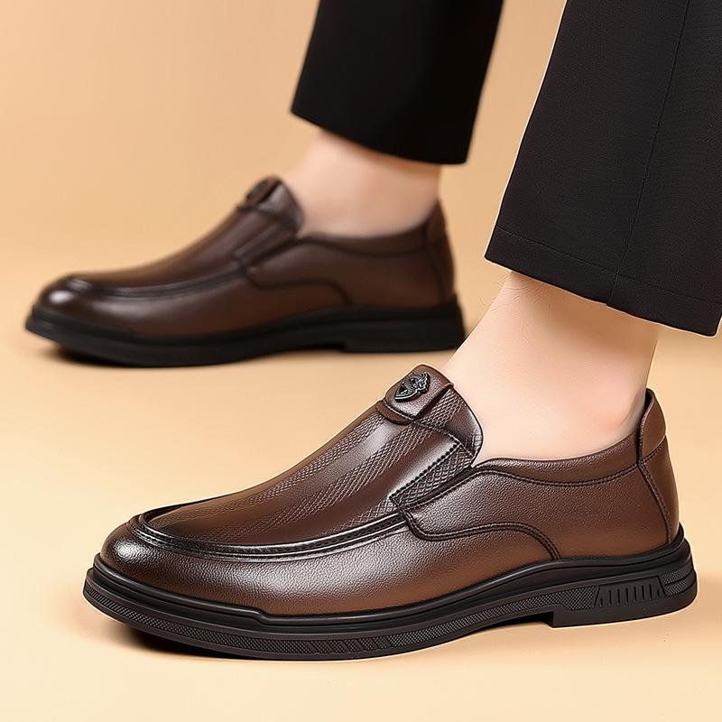 Men's business casual leather shoes driving shoes men's shoes Korean version trend loafers lazy shoes one pedal