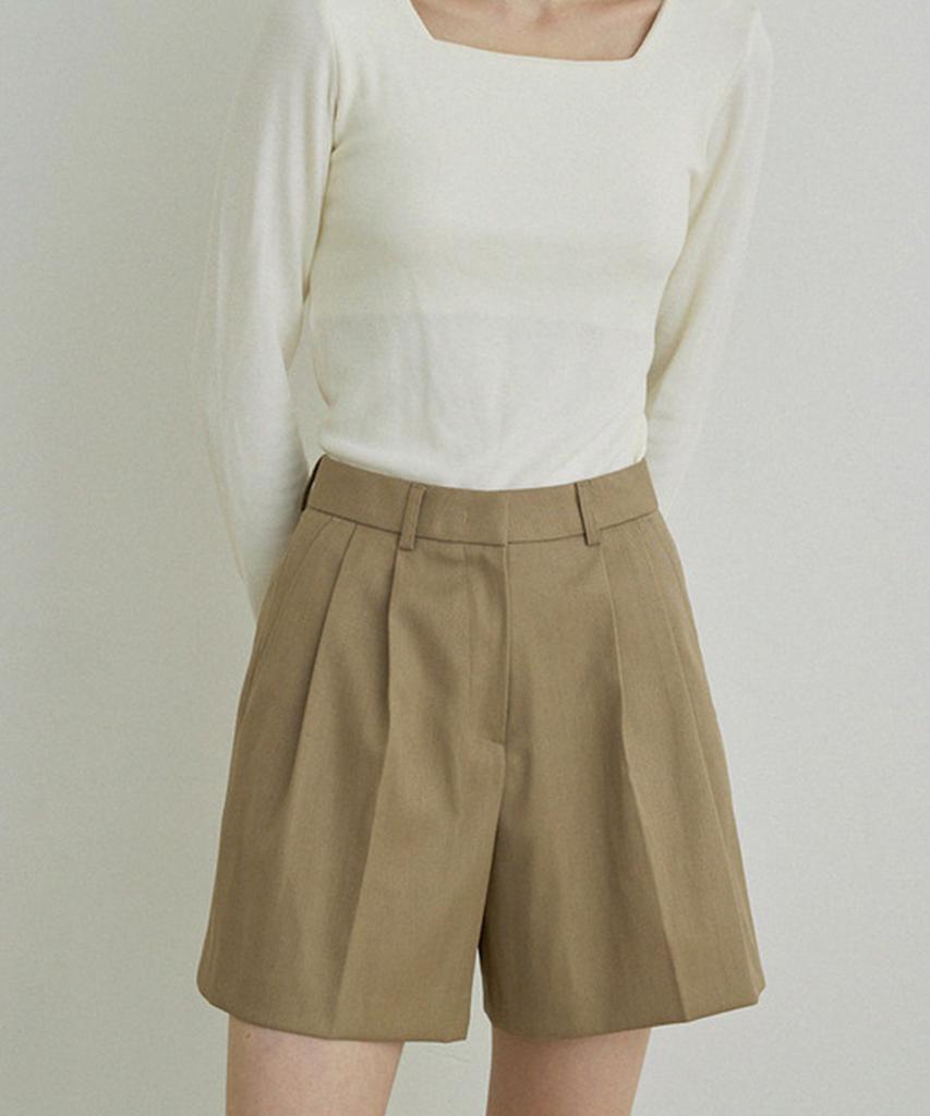 Aejeuipeu Louis Half Pants (Beige)