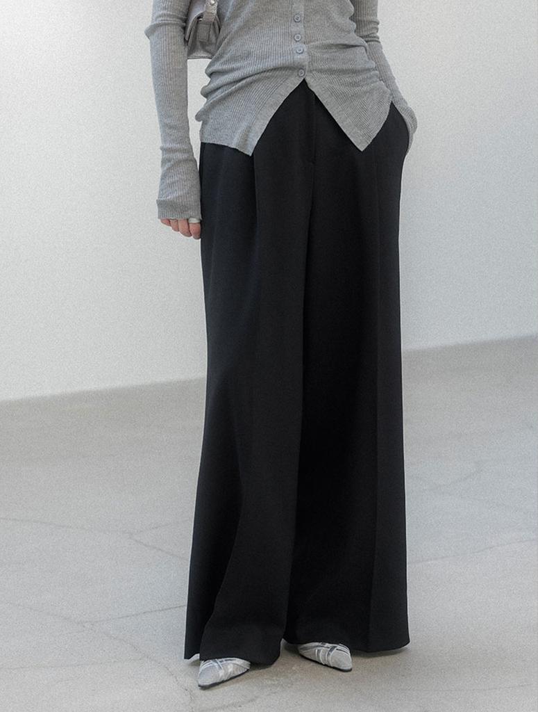 Memua Poise Autumn Maxi Wide Slacks (Charcoal)