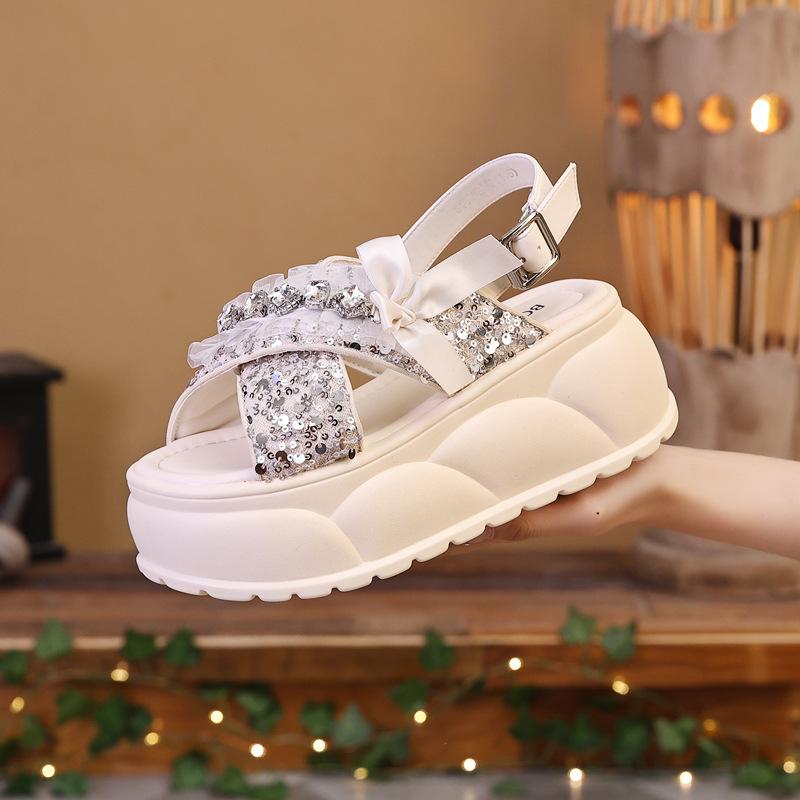 2025 New Heightened Soft-soled Black Open-toed Muffin Xiaoxiangfeng Thick-soled Outer Wear Casual Sandals Women's Summer Fashion Trend