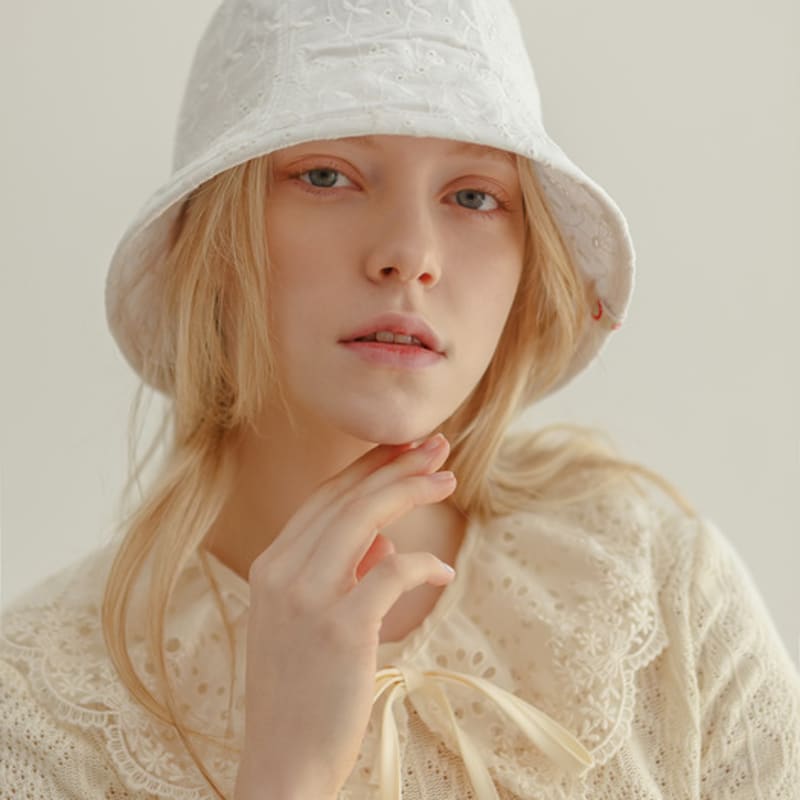 

meminn Merci punching race bucket hat 3color 01_Mercy (WH)