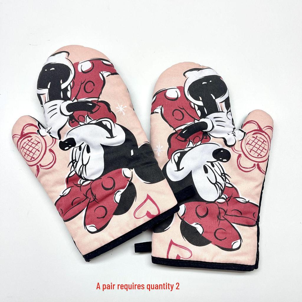 Minnie & Mickey Mouse Cartoon Heat-Resistant Gloves for Kitchen Baking and Microwave Use