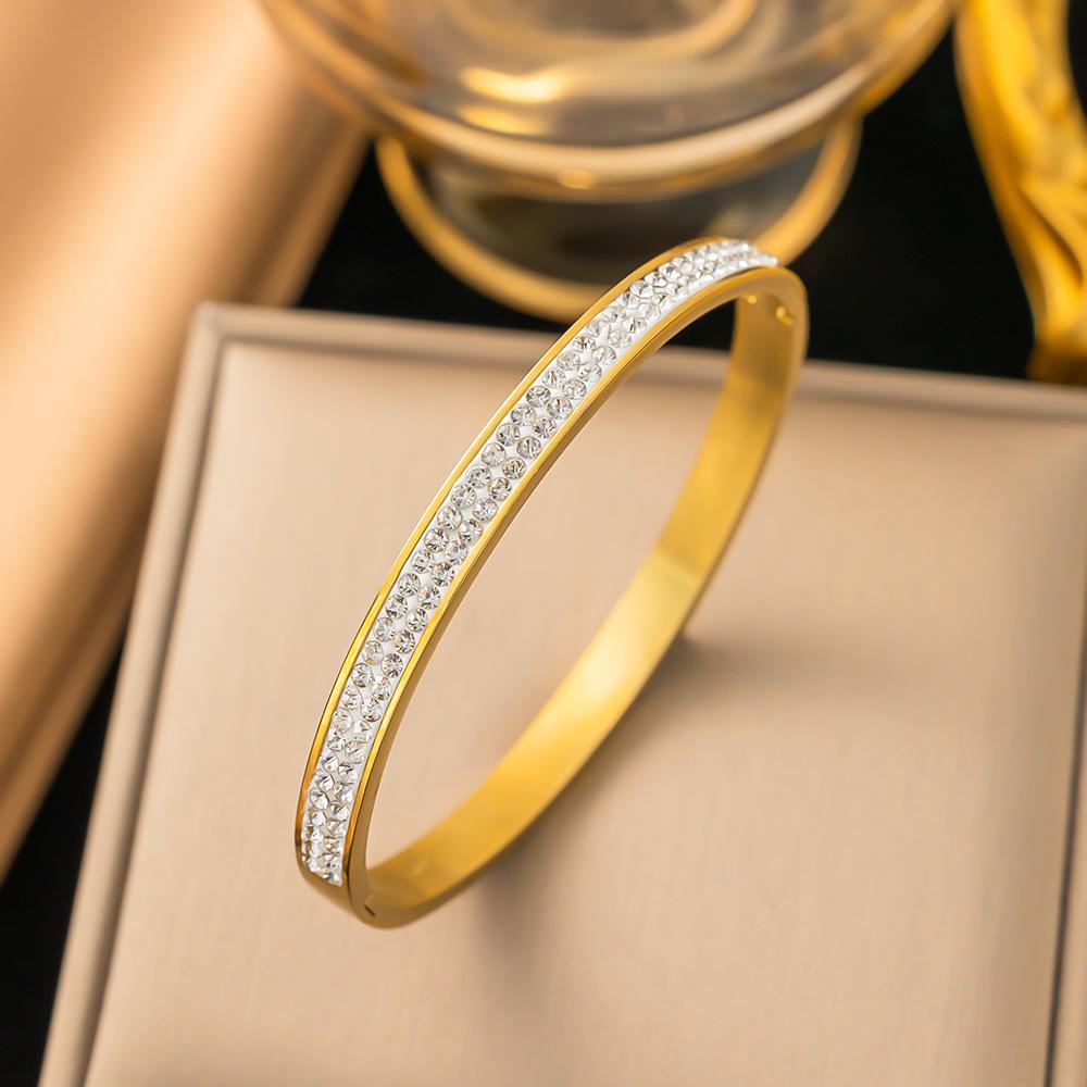 Europe And the United States Hot Selling Stainless Steel Braceelet Gold Zircon Inlaid Stainless  Bangles for Womem  Gift
