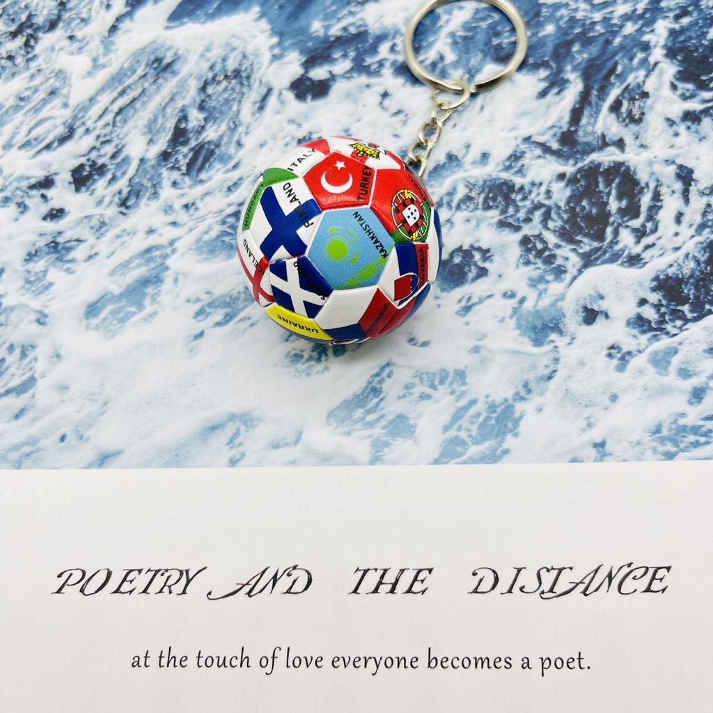 Porte-clés Pendentif Football Flag International - Mini Coupe du Monde Cadeau Sportif