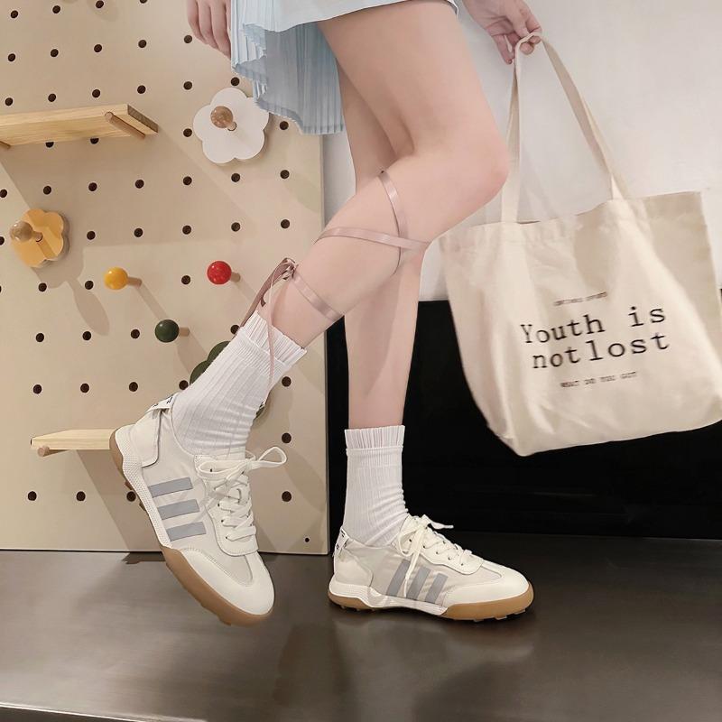 Three Bars Women's Summer Retro Little White Shoes Lightweight Soft Sole Breathable Tide Cross Strap