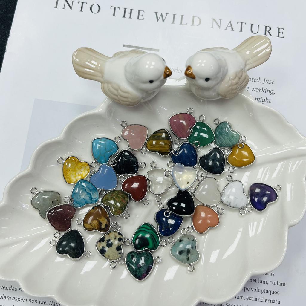 5Pcs/Pack, Healing Crystal Pendant Connectors, Heart-Shaped Natural Stone Quartz Amethyst Malachite Lapis Lazuli Gems Connector for Jewelry Making DIY