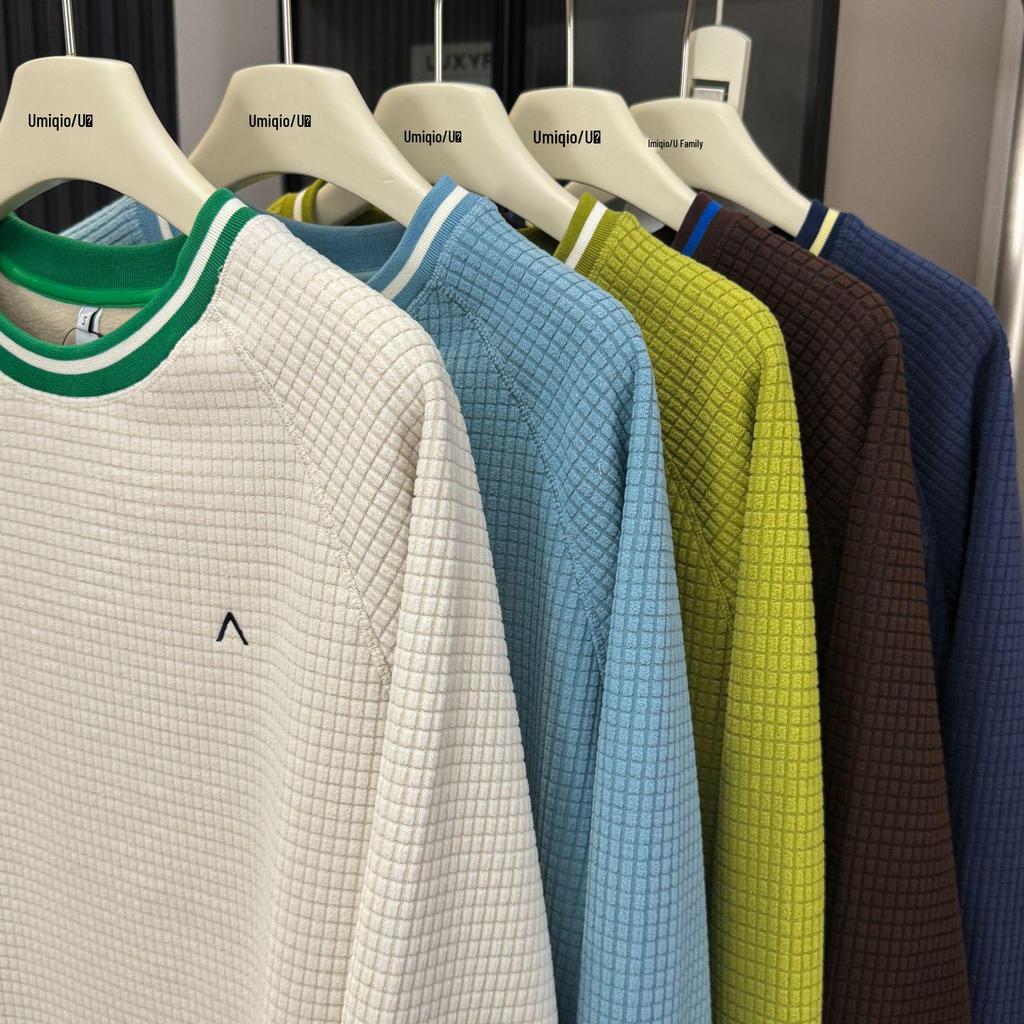 New Outdoor Mountain Style Color Block Fleece Couple Sweatshirt - Warm, Textured, Round Neck, Long Sleeve.