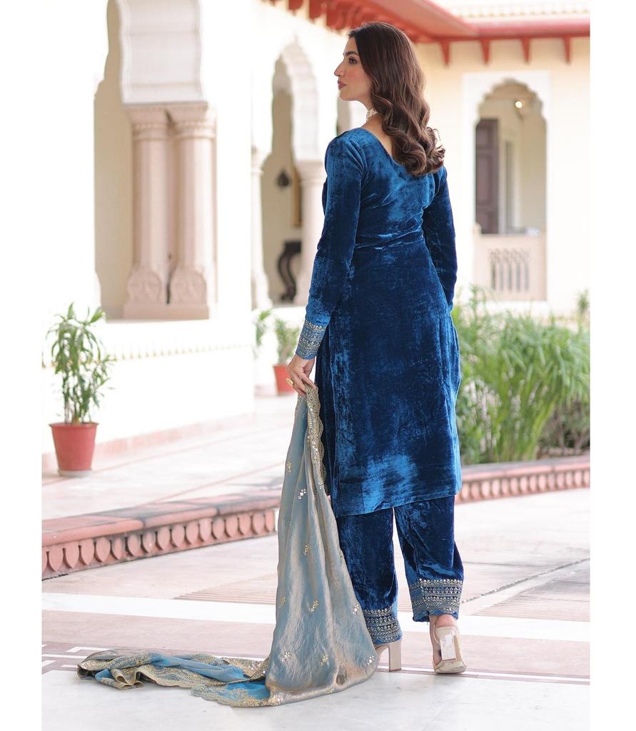 Women Readymade Designer Salwar Kameez Indian Bollywood Party Wear Salwar Suit Velvet Dress