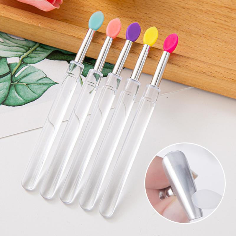 1/5 stk Nail Arts Silikonapplikatorpinner Gjenbrukbare Krom Glitter Påføring Manikyrverktøy Lett-Dupp Pigment Silikon Neglebørste