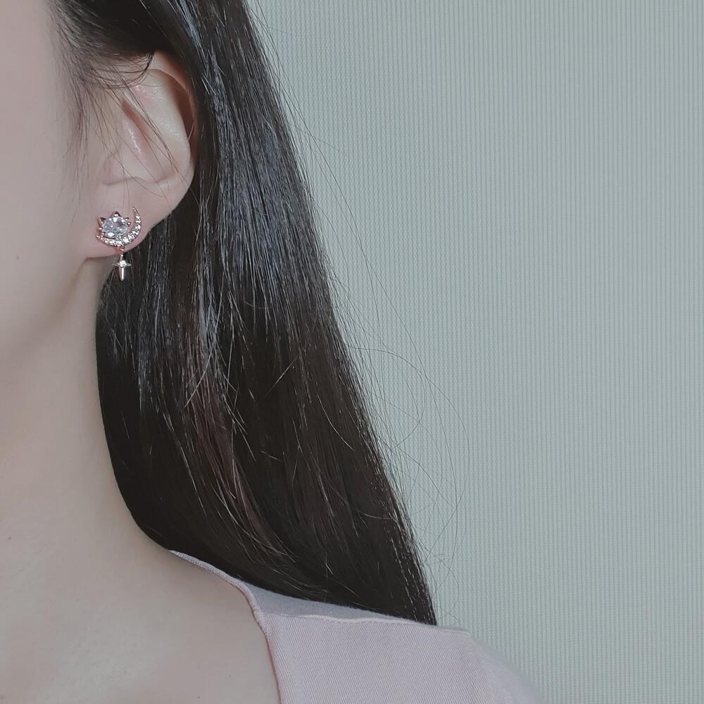 

[Aimelbie] Китти на Луне, младенец