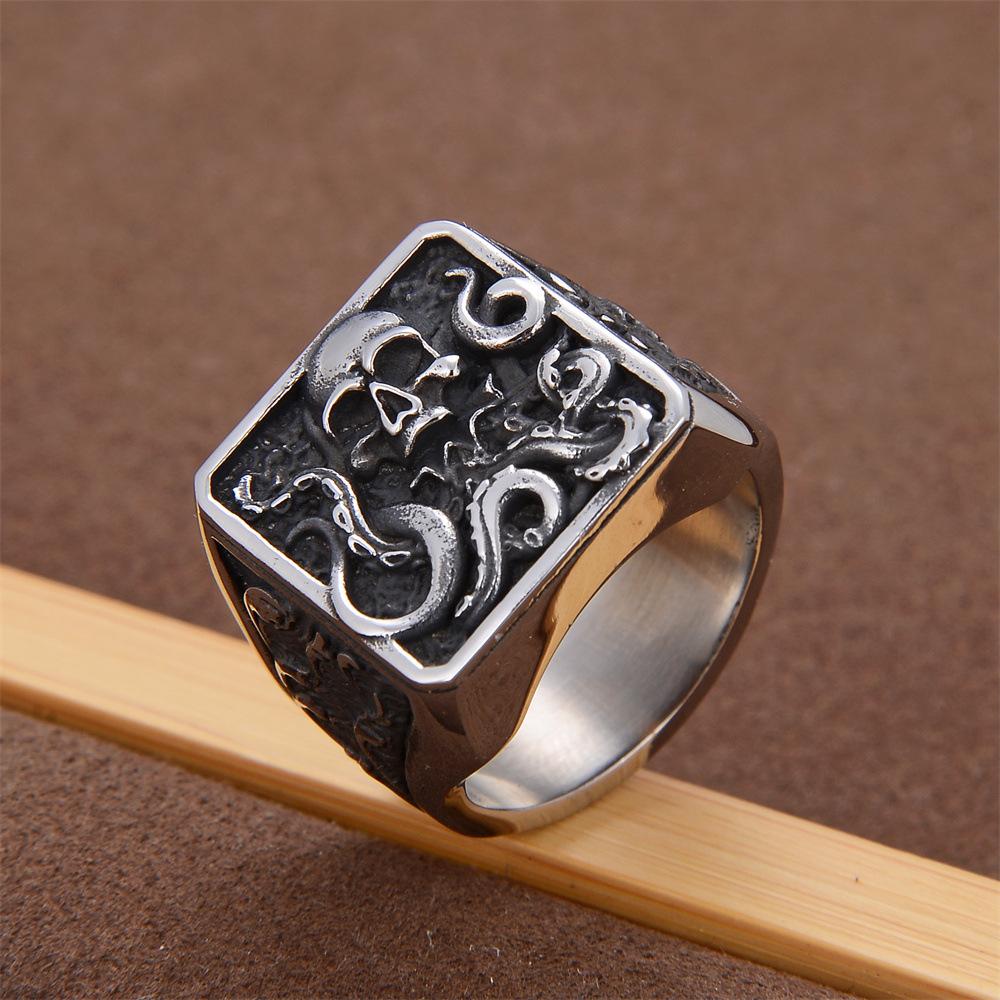 Punk Men s Personalized Octopus Skull Stainless Steel Ring, European and American Retro Titanium Steel Ring Niche 8