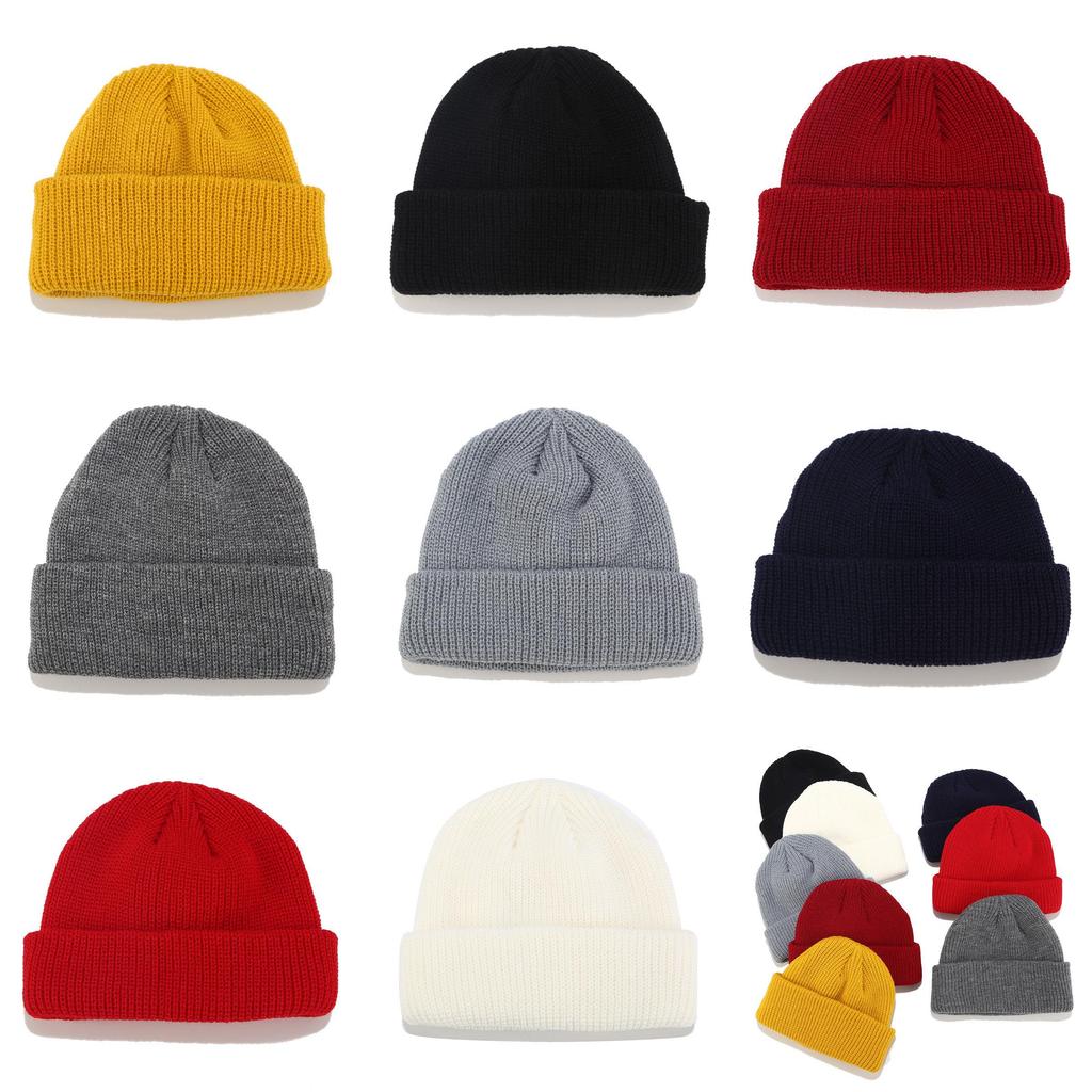 Plain Color Beanie For Men And Women With Soft Warmth And Urban Look