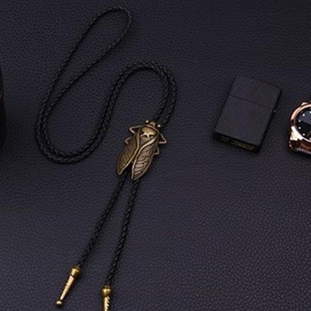 Bolo Tie for Men Western Cowboy Style Necktie with Carved Cicada Buckle Decorations Costume Accessories