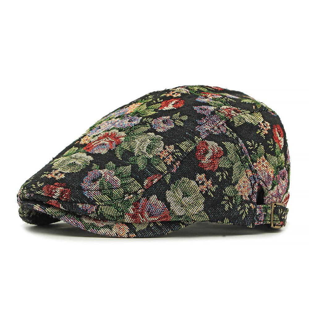 Autumn Winter Jacquard Beret Women British Vintage Peaked Cap Bear Print Cap