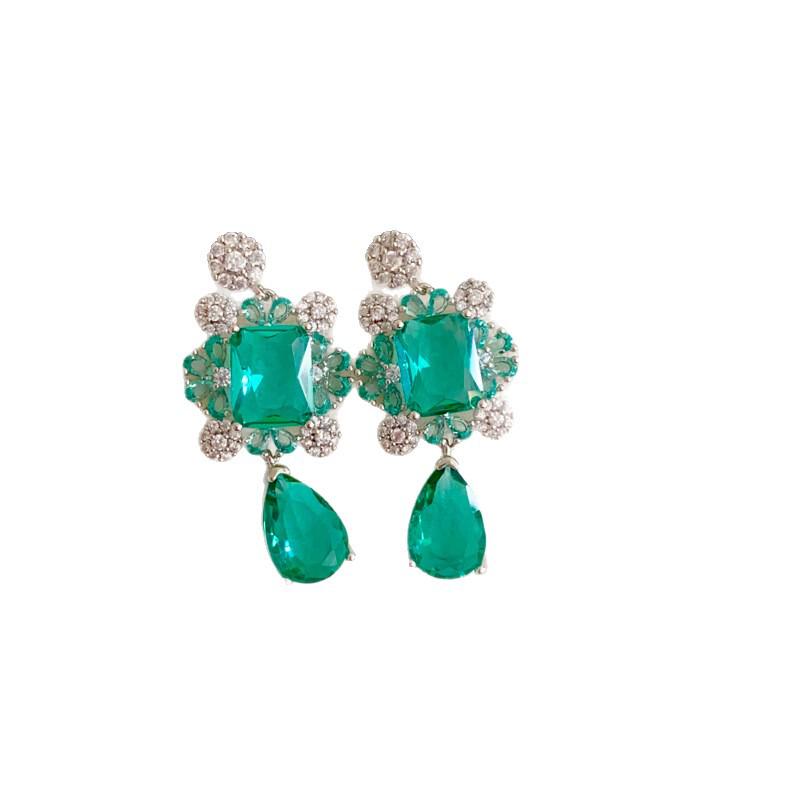 French Court Style Silver Needle Zircon Water Drop Earrings: Elegant Geometric Fashion Ear Ornaments