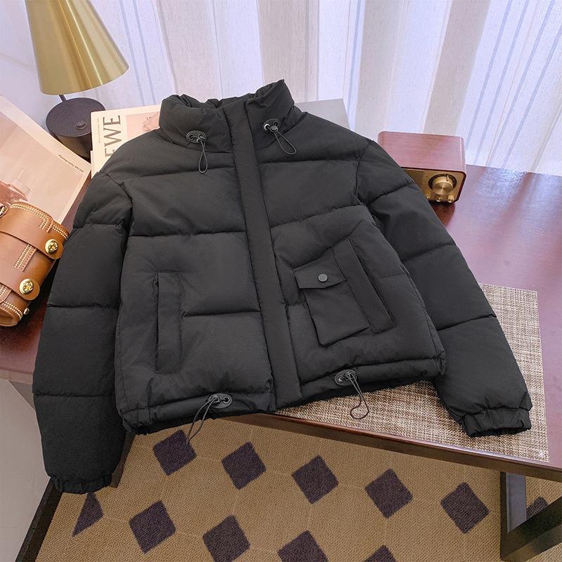 Damen-Kurzbekleidung mit Baumwollfüllung, neue kleine lockere Baumwollbekleidung, Brotbekleidung und Baumwolljacken im Winter.