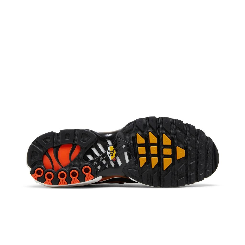 Nike Air Max Plus 'Safety Orange Black' (Unisex) Safety Orange / Black / White / University Gold Running Shoes DM0032 800