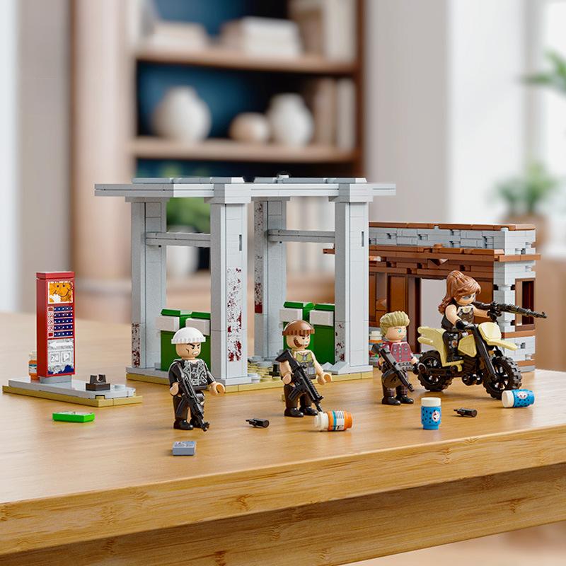 The Military Series Competes for Gas Station Scene Assembling Blocks for Children Toy Gifts No Box