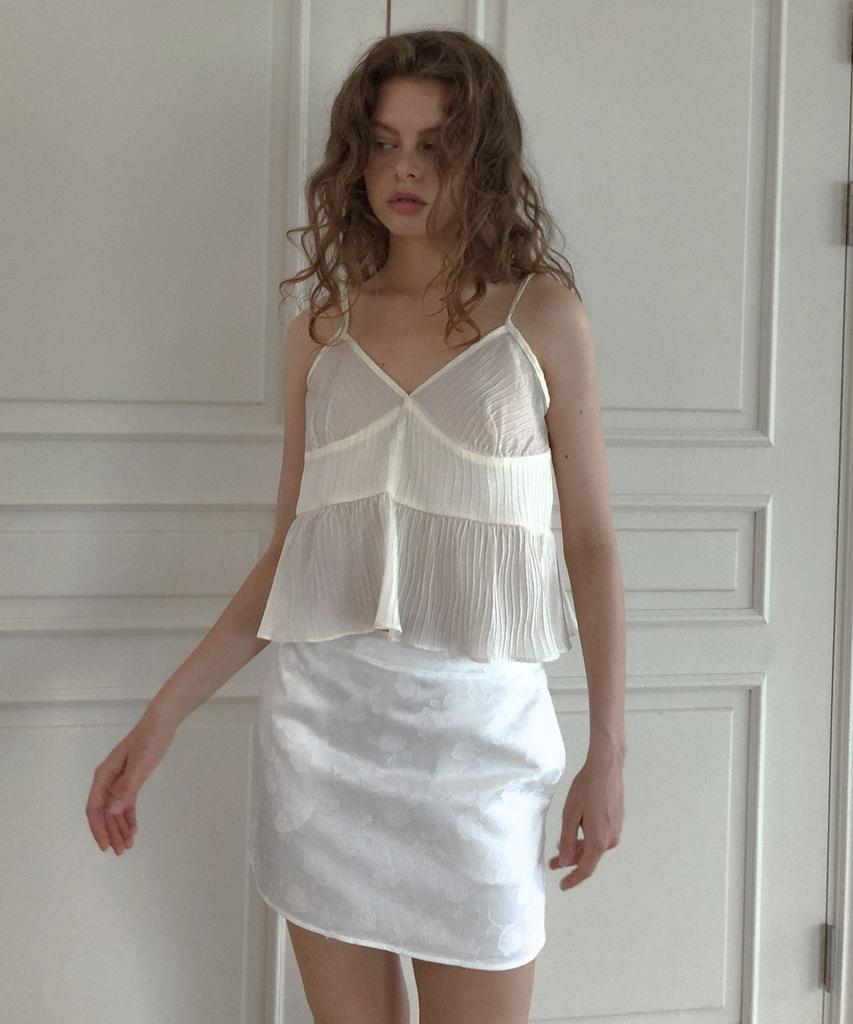 Delaidy Jacquard Flower Mini Skirt (White)