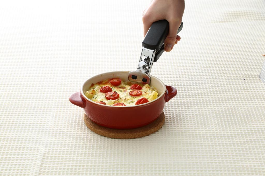 Felio Frying Pan Handle, Potholder, Black, 17.5cm, Holds Pans Upside or Down, Non-Slip, Includes Storage Hook, Dishwasher Safe, F8820 (1 Piece)