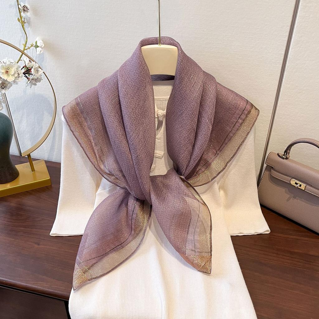 Neuer quadratischer Schal aus Imitationsseide Reise Klimatisierter Raum Modische Halsschutz-Accessoires Nadelstreifen Silber Seidenschal Vielseitiger quadratischer Schal