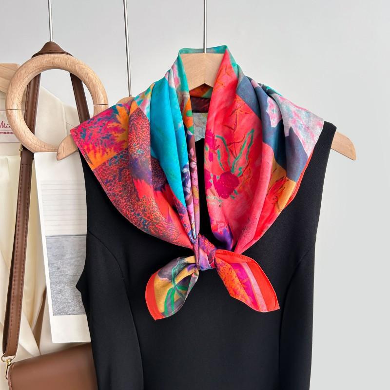 New Versatile Pastoral Oil Painting Printing Small Square Scarf Light and Breathable Silk Cotton Small Scarf Women's French Silk Scarf