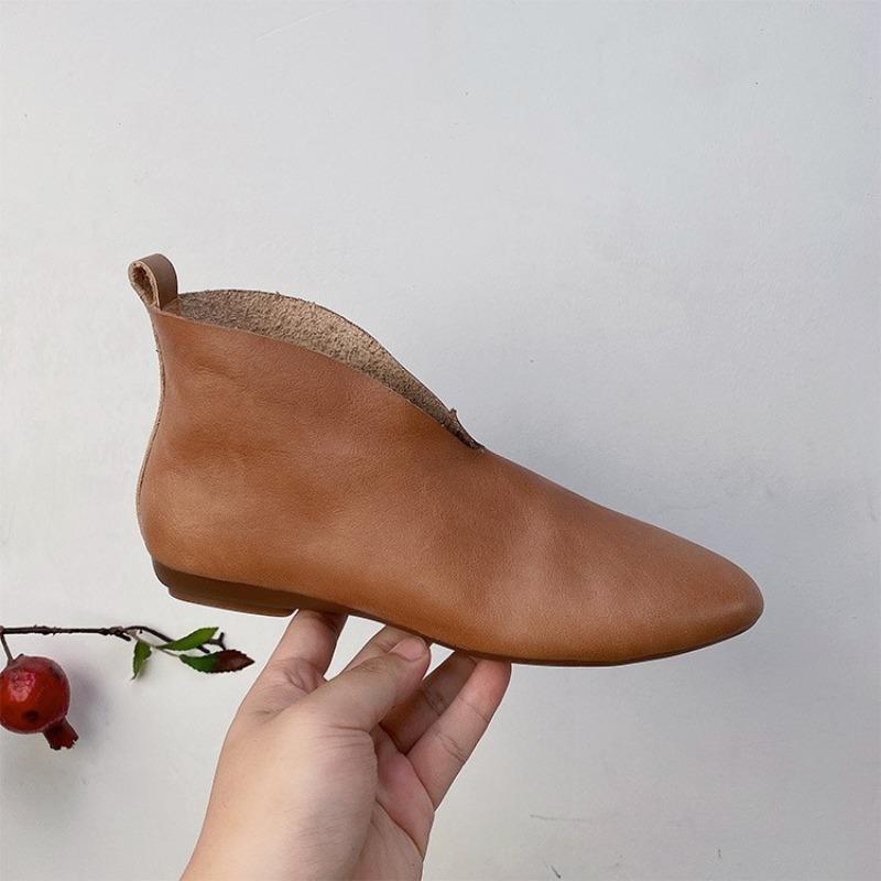 

Модная обувь женская 2025 больших размеров ботильоны женские ретро современные ботинки женские строчка острый носок слипоны низкий каблук уличная обувь женская 42 коричневый