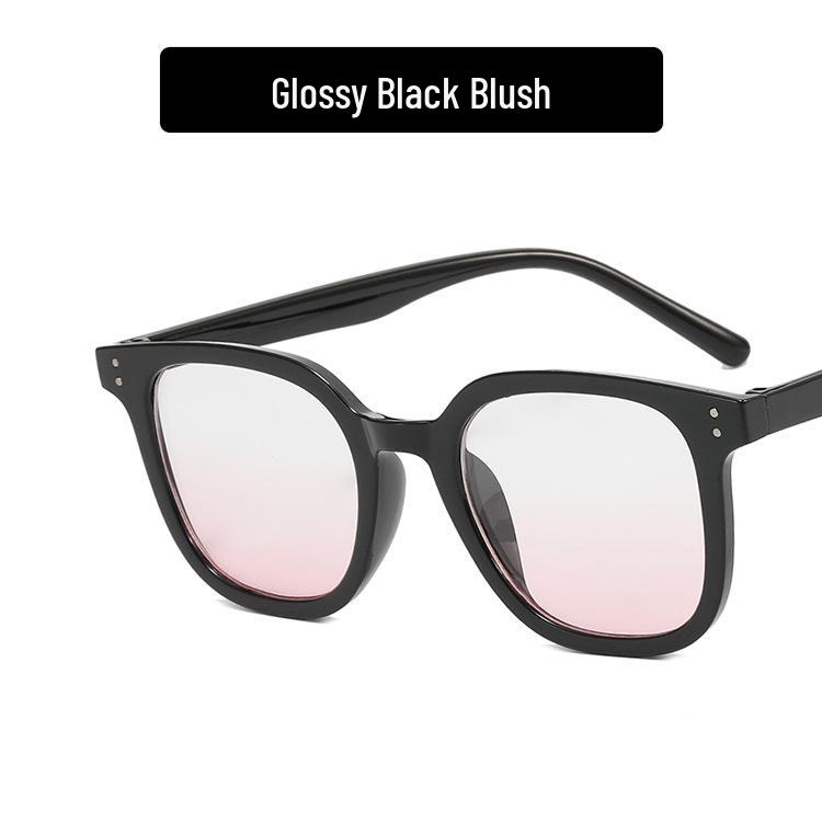 First Love Japanese Retro Black Frame Gradient Pink Sunglasses - Square Korean Style for Round Face Slimming.