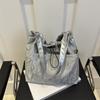 2025 New Temperament Fashion Design Single Shoulder Crossbody Foreign Style Solid Color Retro Fresh Underarm Texture Tote Bag