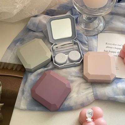 Reiseset-Halter für Damen, quadratische Kontaktlinsenbox, leicht zu tragen, Spiegellinsen-Box, Behälter mit Pinzetten-Saugnapf-Set, solide