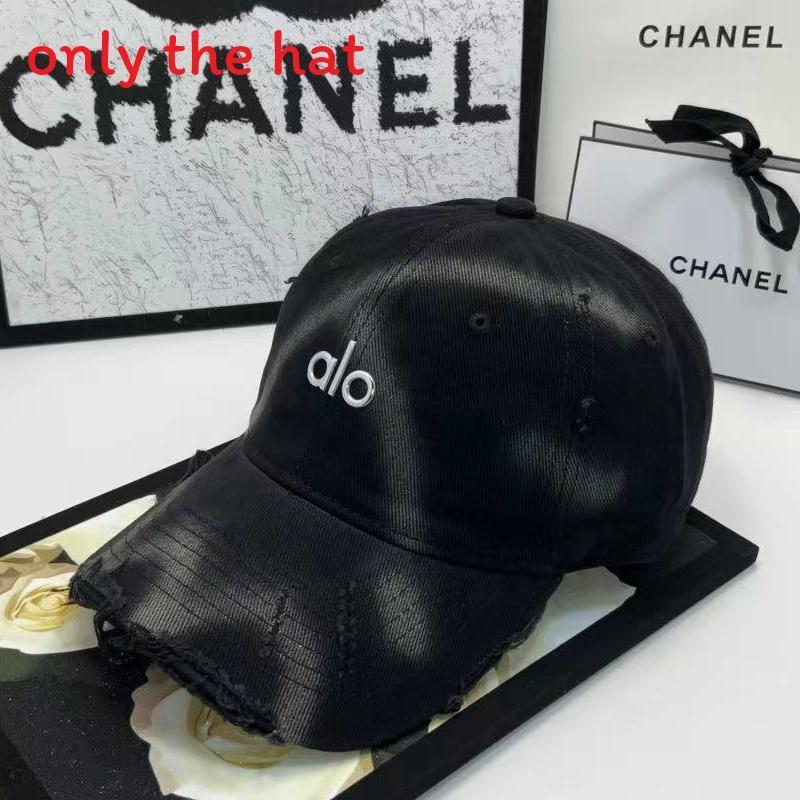 

Fashionable Letter Decoration Ripped Design Women Casual Baseball Cap For Summer Casual Wear чёрный