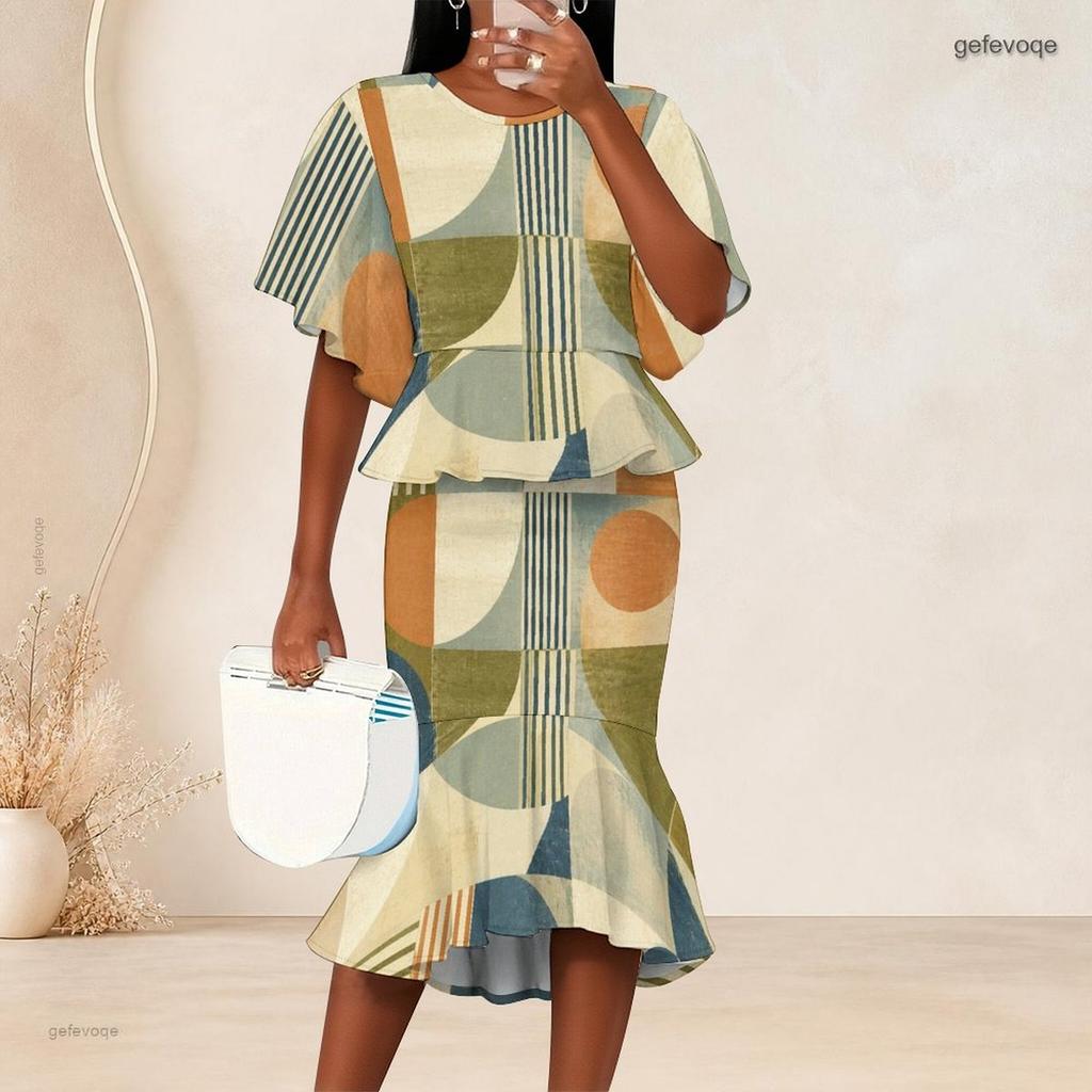 Women Plus Size Geometric Printed Two Piece Set Round Neck Batwing Sleeve Ruffle Hem Top Fishtail Skirt