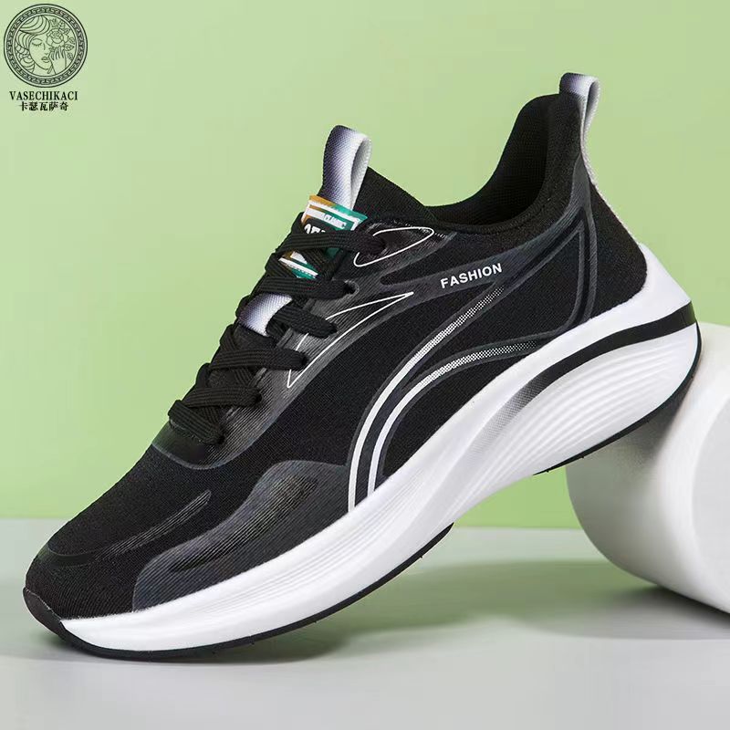 

Autumn new men and women with the same couple shoes thin breathable coconut shoes autumn gradual change leisure sports running net shoes 36 чёрный