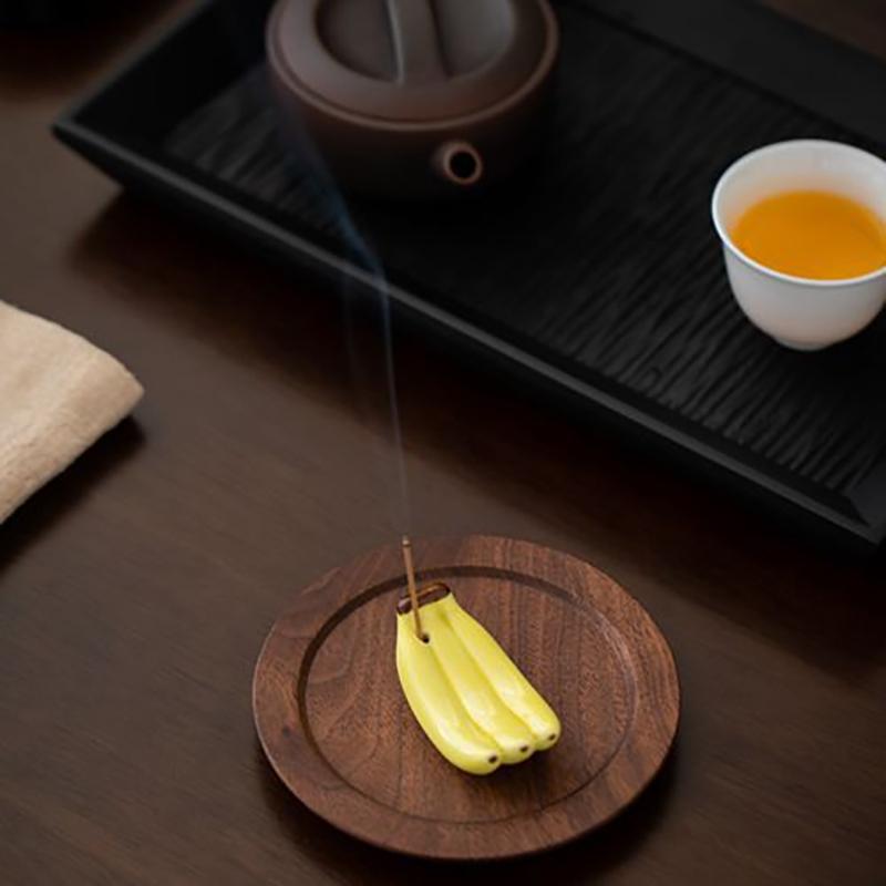 

1pc Ceramic Cute Bananas Incense Stick Holder Incense Insertion Incense Tray Home Decor Office Teahouse Living Room Ornament