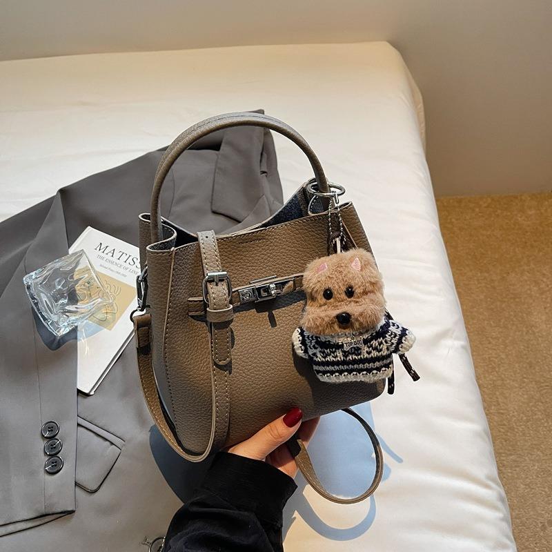 Simple Handbag Small Bag Women's Autumn New High-value Bucket Bag Commuter Casual Shoulder Messenger Bag