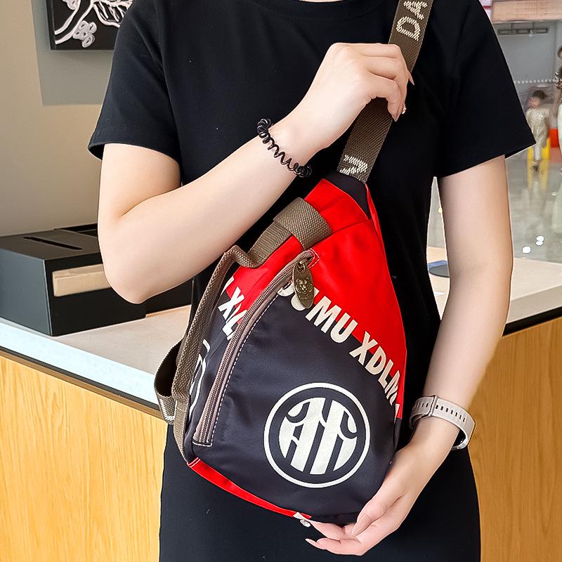 

Waterproof Oxford Cloth Women s Chest Bag - 2025 Style, Lightweight Crossbody for Travel & Sports.