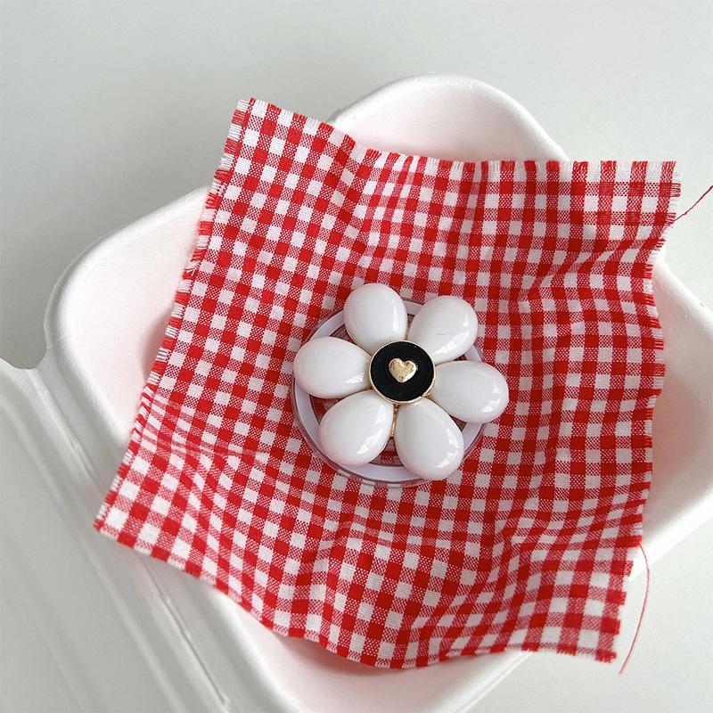 Korean Personalized Love Big Flower Magnetic Suction Bracket Color Personalized Mobile Phone Airbag Lazy Chasing Drama Must