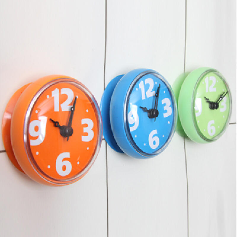 

Simple color bathroom suction-type waterproof clock wall clock suction-type clock green