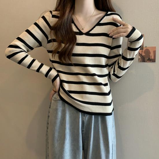 Plus Size V-neck Striped Knitted Sweater - Women's Slimming Long Sleeve Base Layer Top