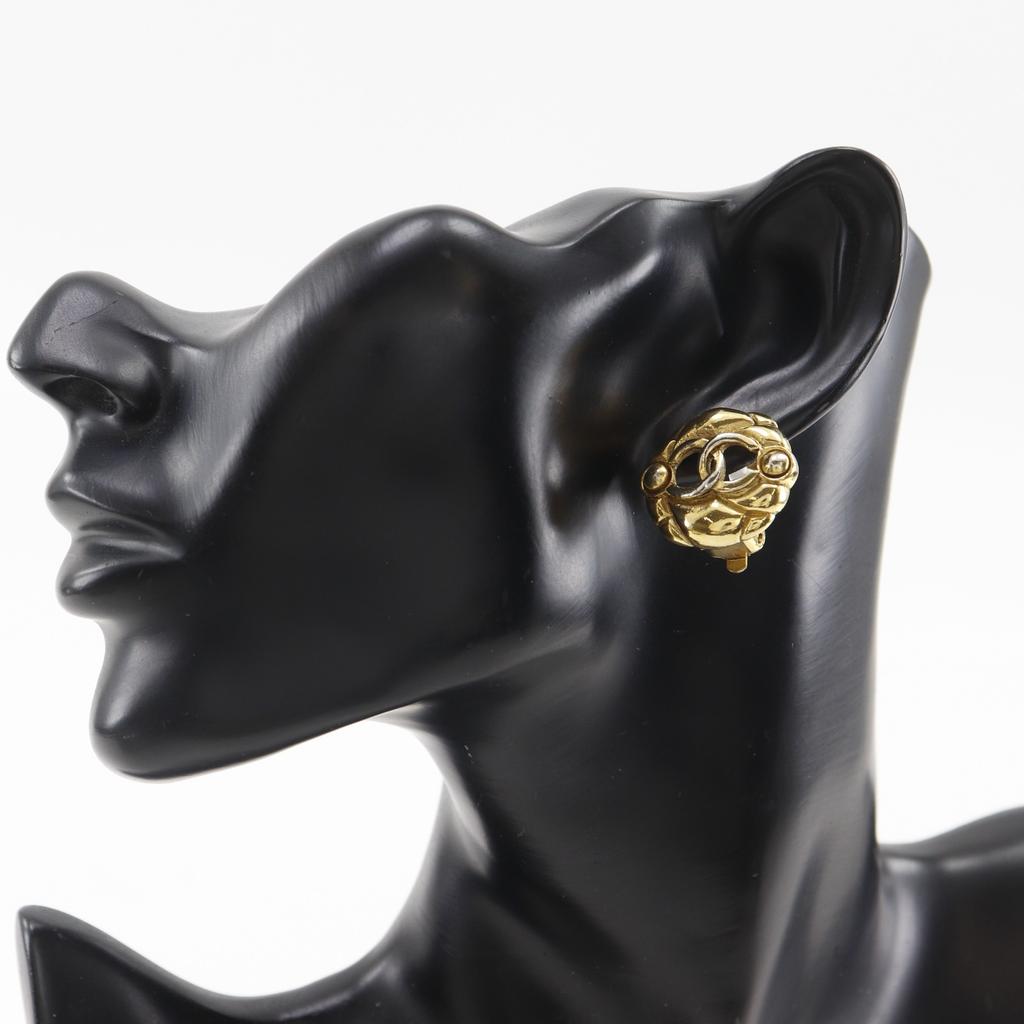 CHANEL COCO Mark Earring vintage Plated Gold 15.7g Women Used