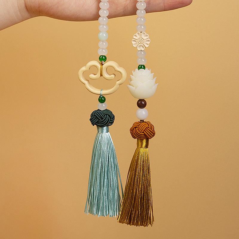 Luxury Car Pendant Auto Lucky Ornament Rearview Mirror Hanging Lotus Chinese Knot Bodhi Pendant Creative Car Supplies